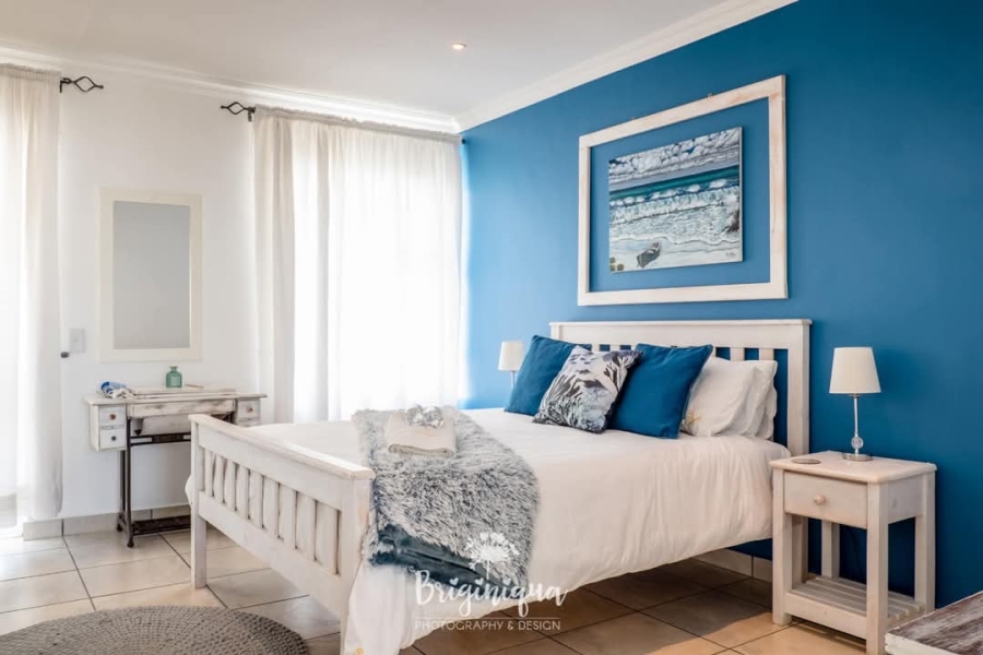 3 Bedroom Property for Sale in Sandy Point Beach Estate Western Cape